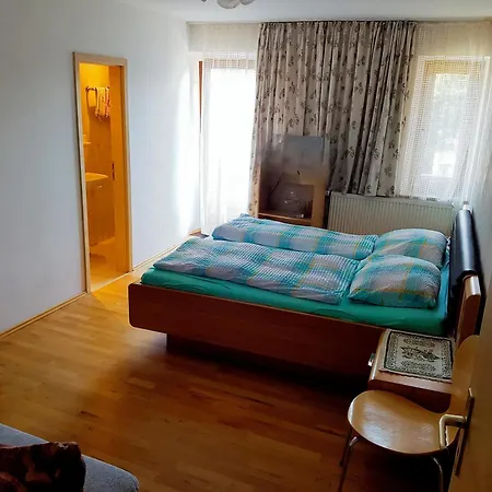 Gaestehaus Bader Penzion Garmisch-Partenkirchen